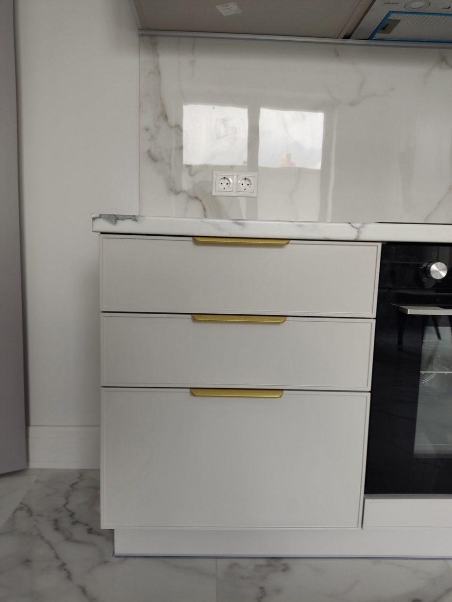 КУХНЯ по адресу пл.Ленина д.6 кв.61